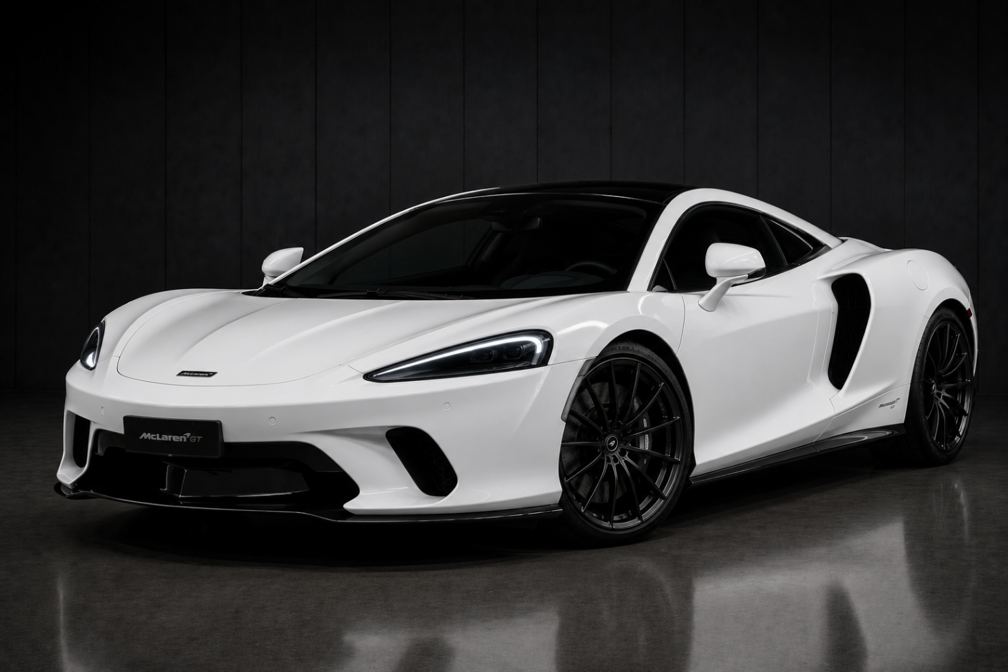 McLaren GT